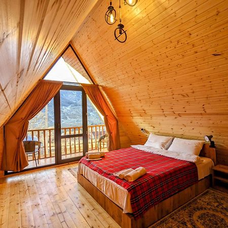 Cottage Caucasus Stepantsminda Exterior foto