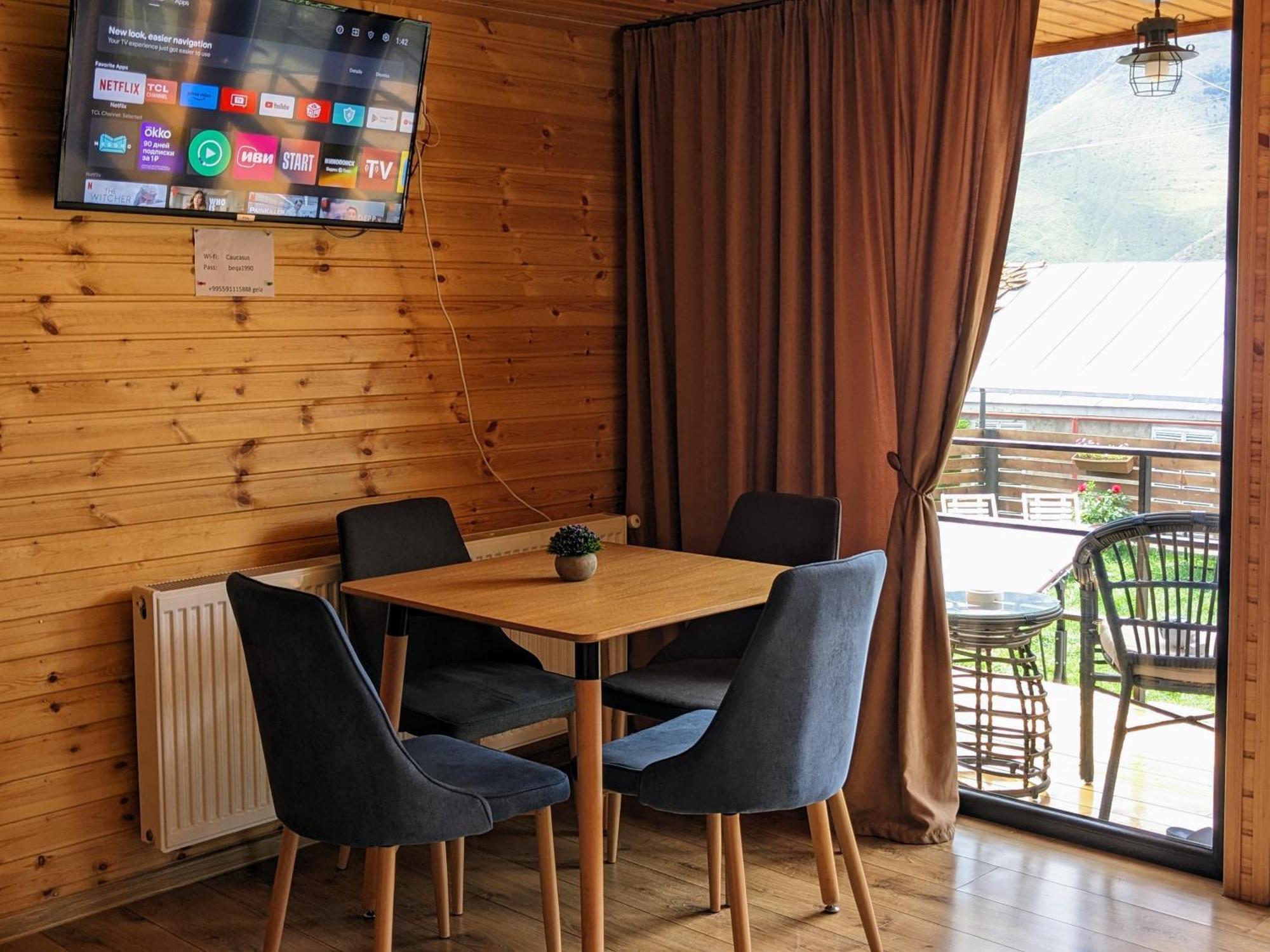 Cottage Caucasus Stepantsminda Exterior foto